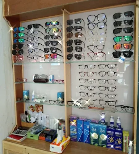 Optik Pratomo 2